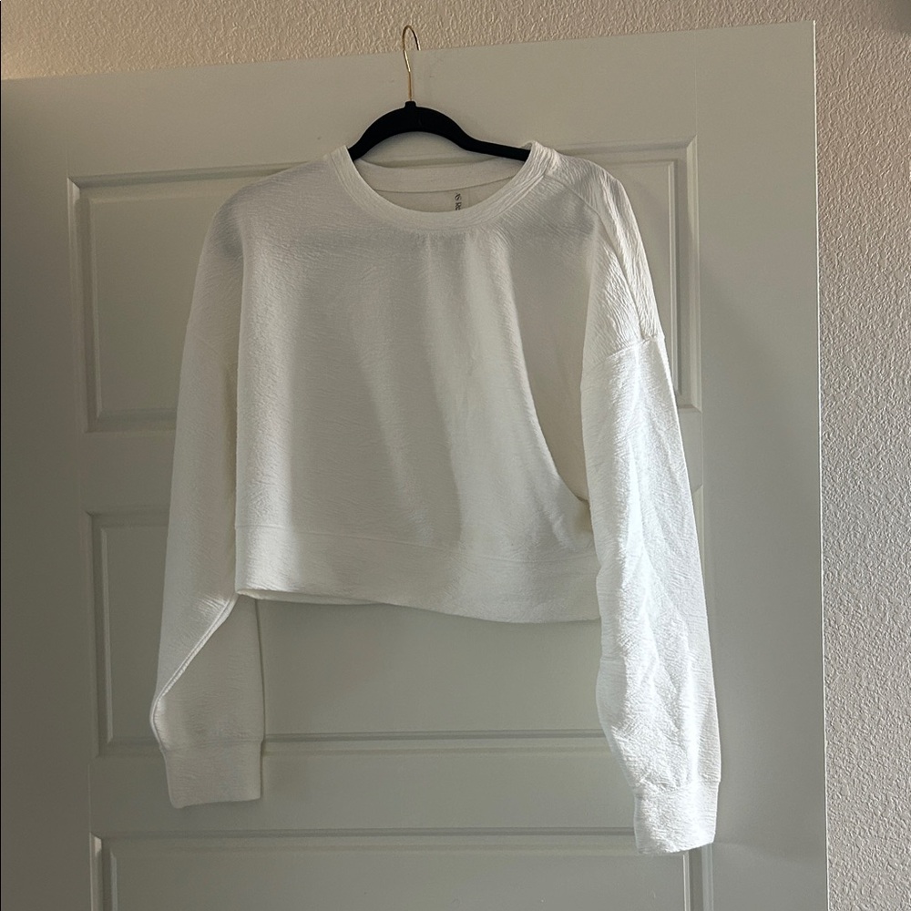 Classic White Cropped Sweatshirt